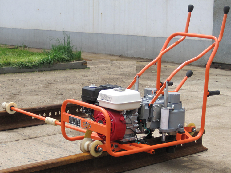 NLB-600型(xíng)雙頭内(nei)燃螺栓(shuan)扳手