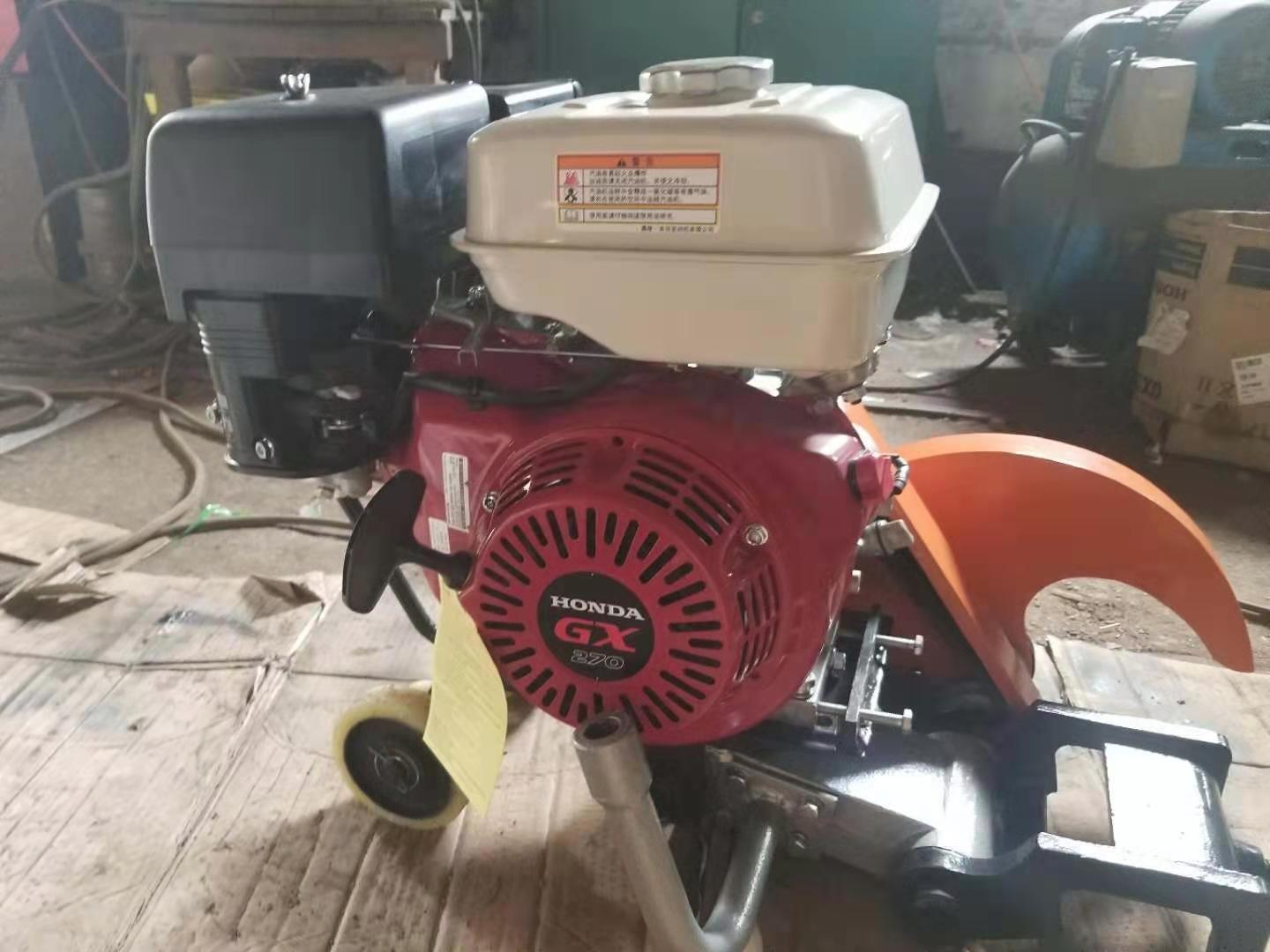 NQG-6.5II型内燃鋼軌(guǐ)鋸軌機 