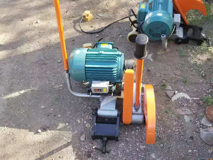 DQG-4型電動鋼軌鋸軌(guǐ)機
