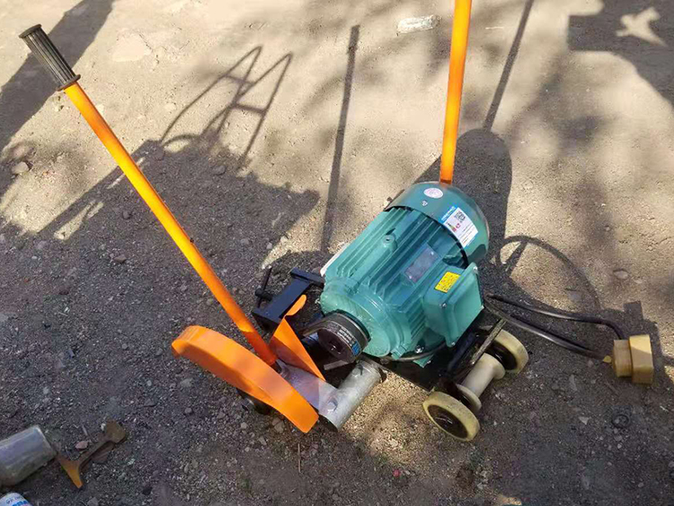 DQG-4型電動鋼軌(guǐ)鋸軌機 
