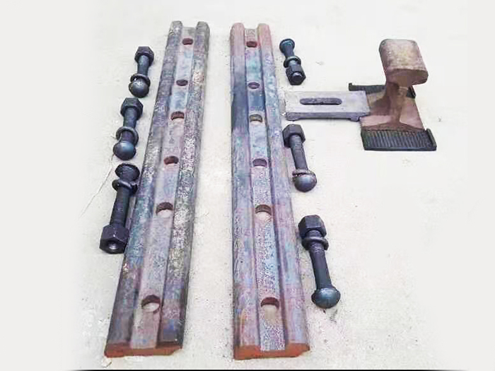 鐵(tie)路扣件(jian)