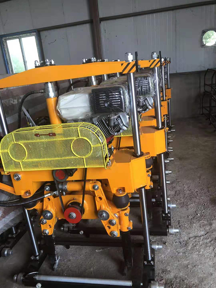 YD-22型液壓(ya)線路搗(dǎo)固機