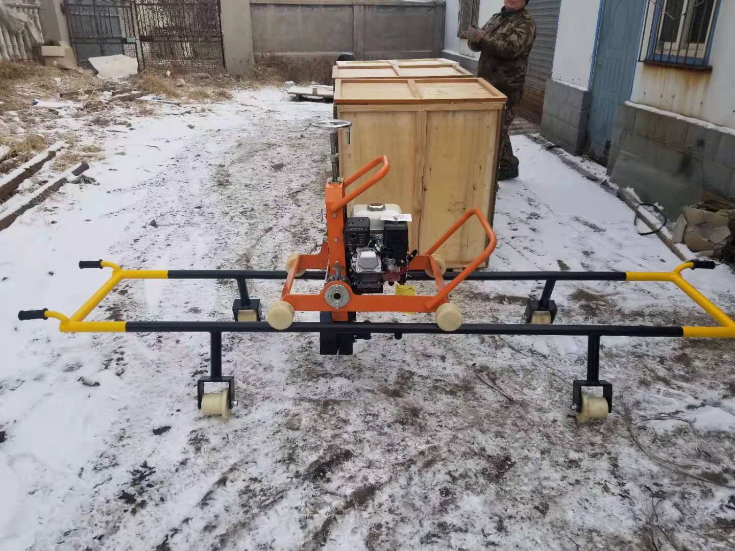 NCM-4.0型内燃道岔打磨(mo)機